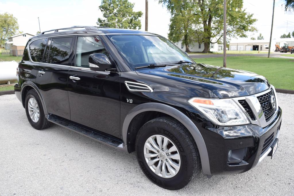 2018 Nissan Armada SV photo 3