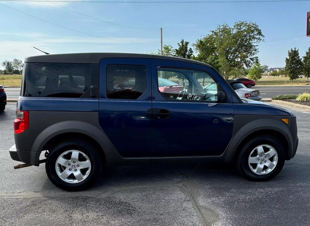 2003 Honda Element EX photo 4