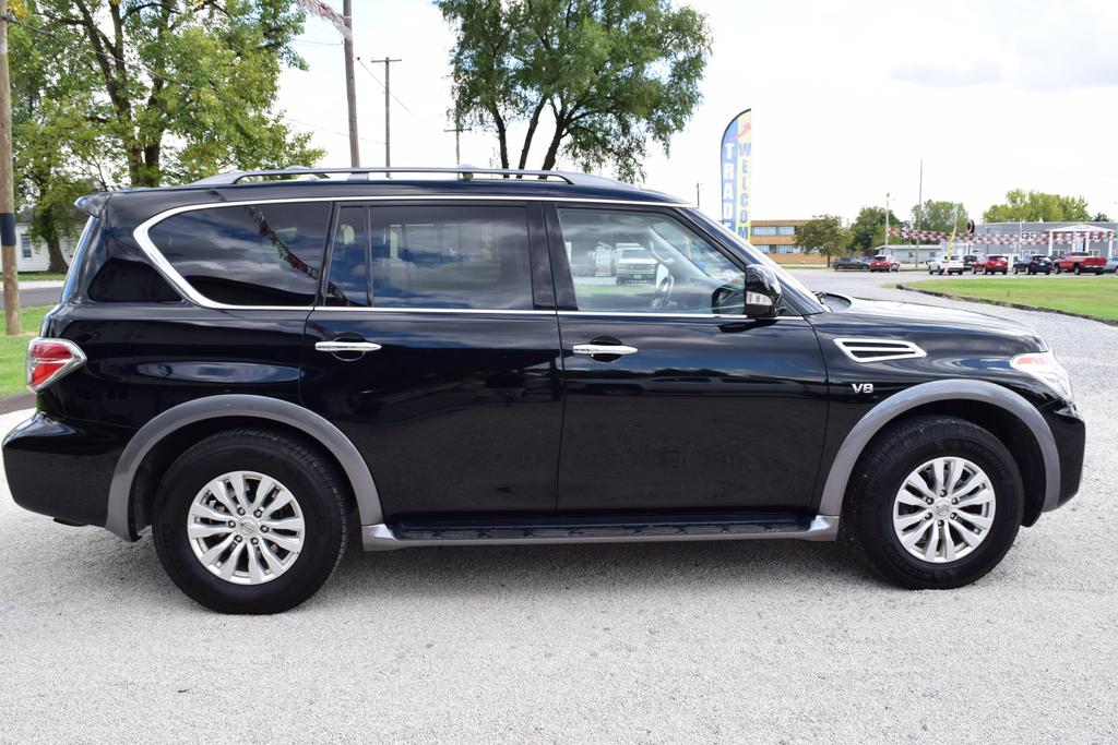 2018 Nissan Armada SV photo 4