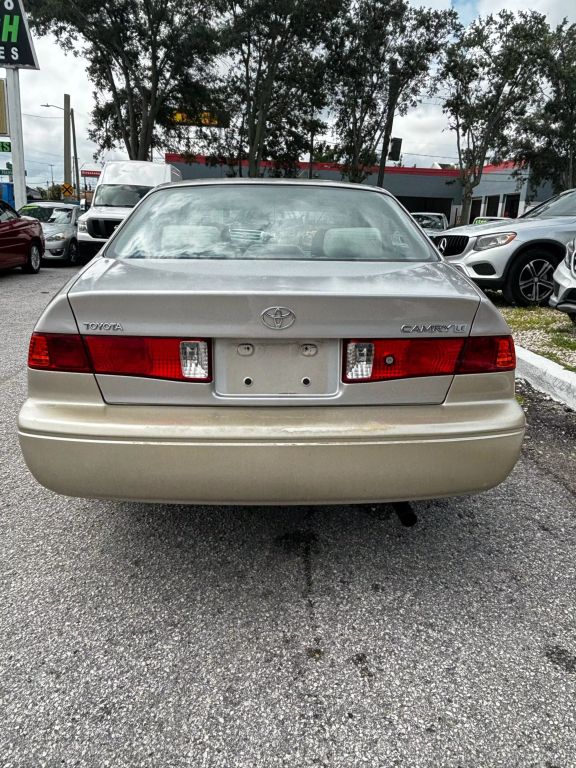 2001 TOYOTA CAMRY SEDAN 4-CYL, 2.2 LITER LE SEDAN 4D