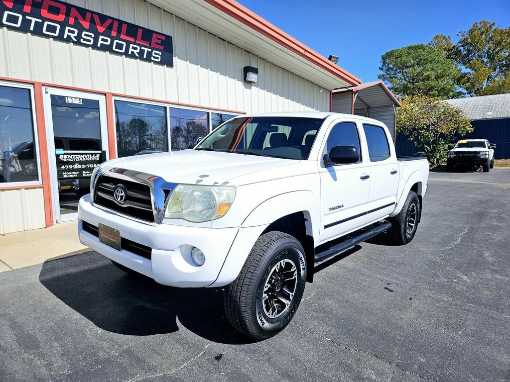 2006 Toyota Tacoma Base photo 2