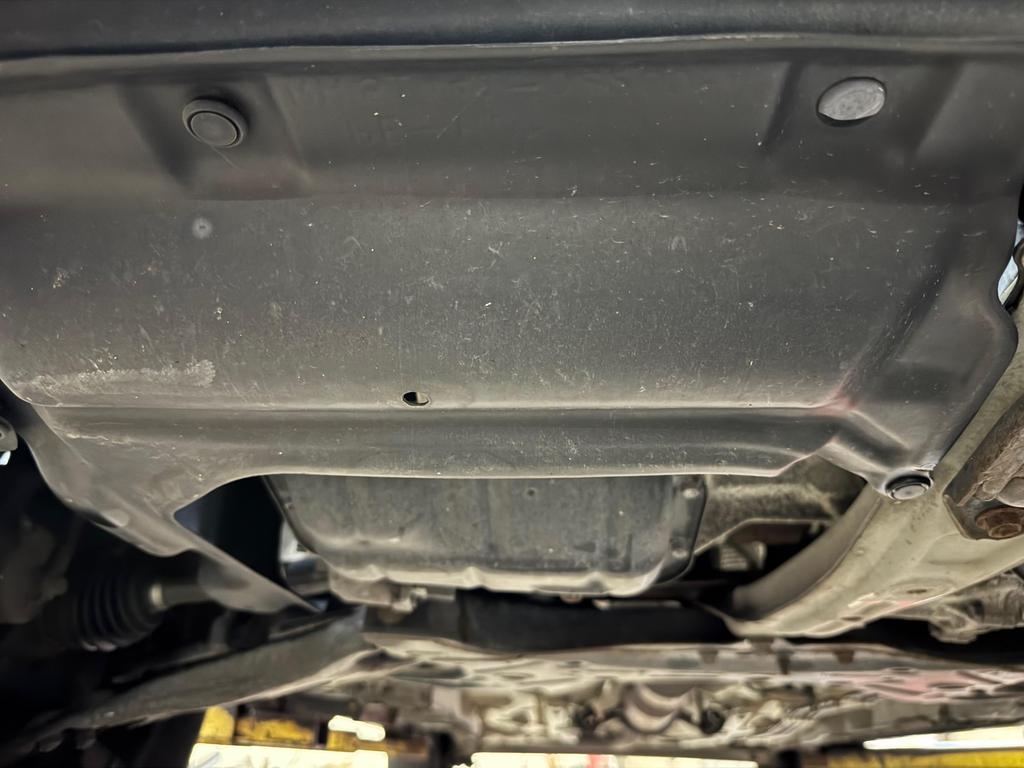 2010 Toyota Matrix Base photo 37