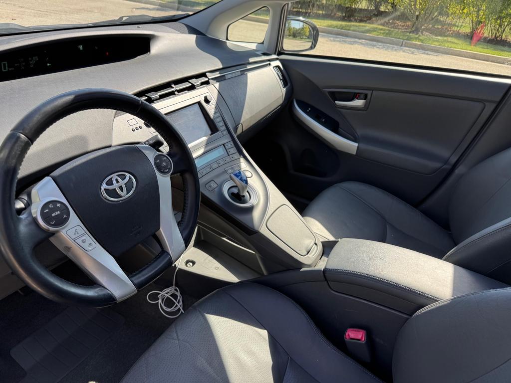 2010 Toyota Prius IV photo 20