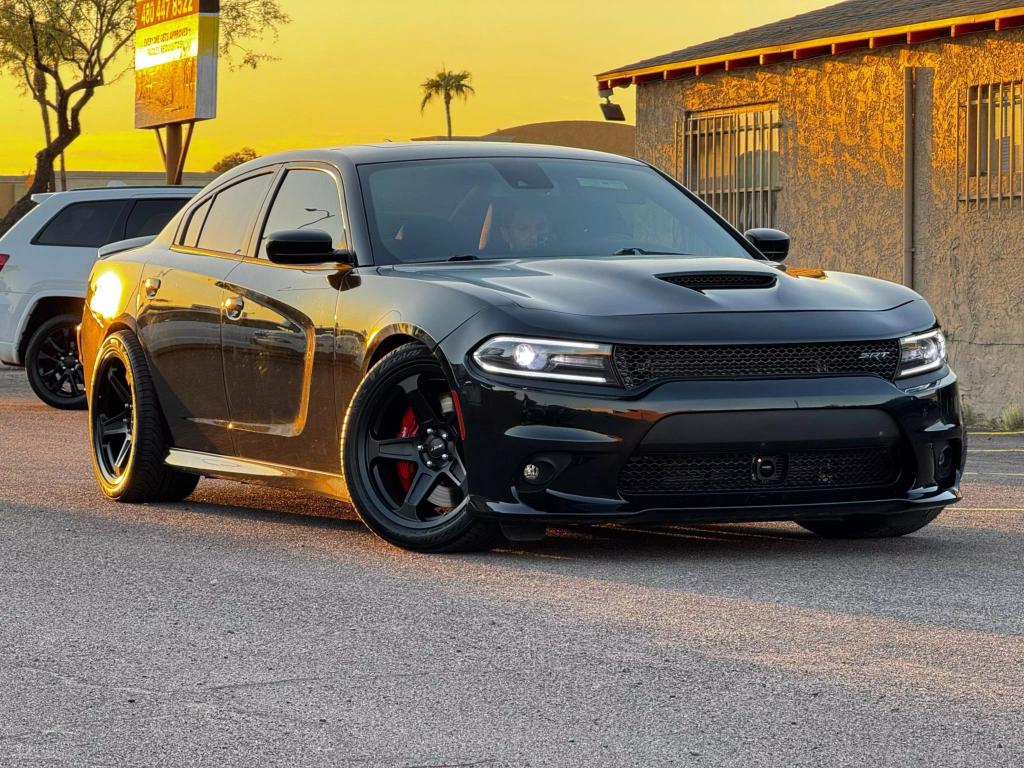 2018 Dodge Charger SRT photo 2