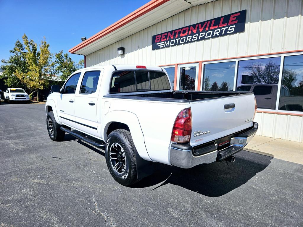 2006 Toyota Tacoma Base photo 6