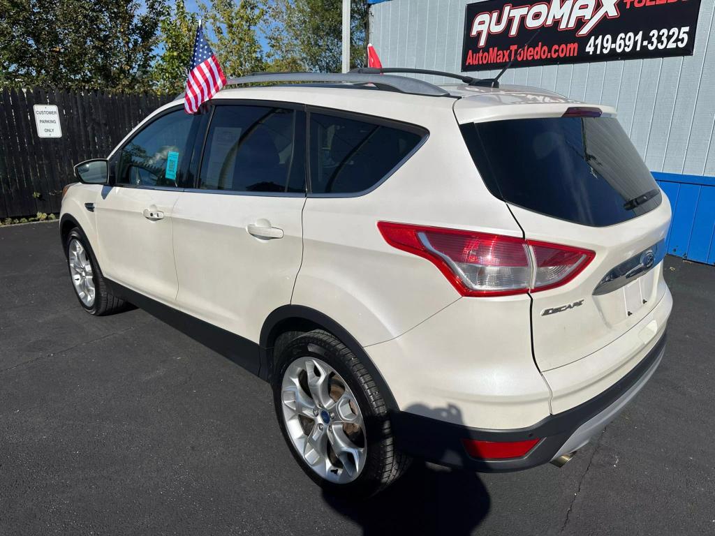 2015 Ford Escape Titanium photo 7