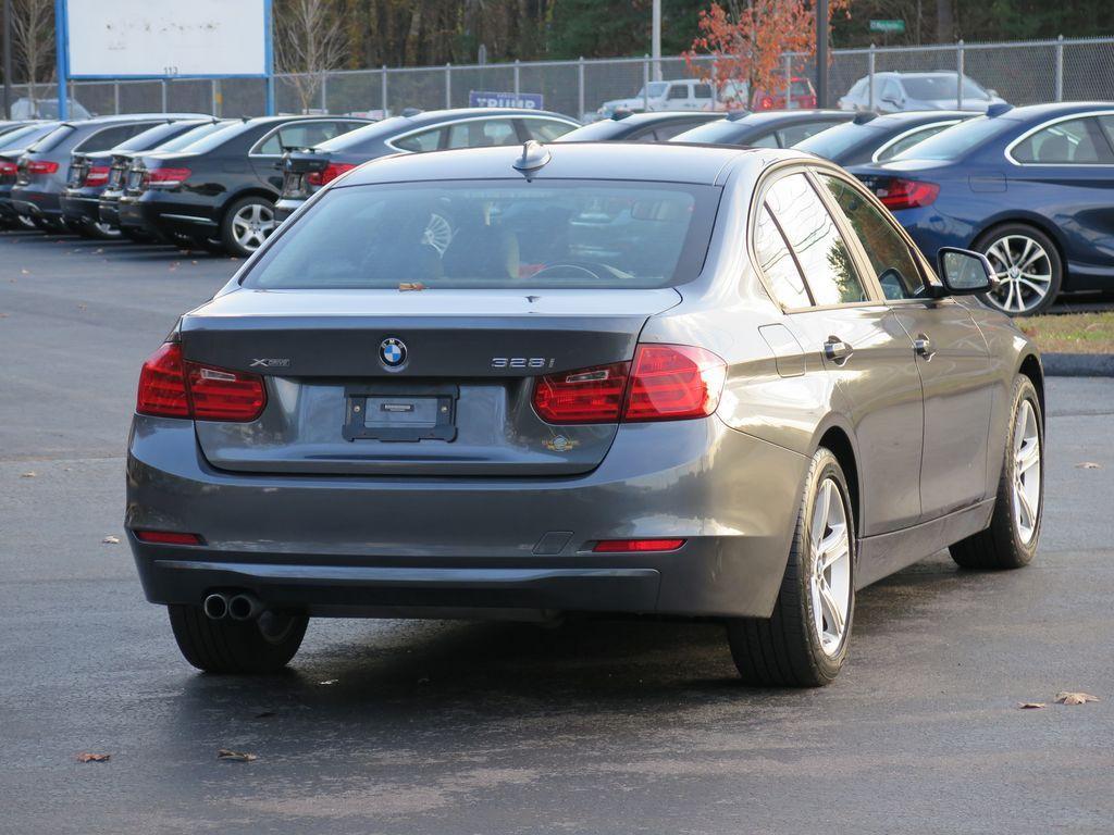 2015 BMW 3 Series 328i photo 8