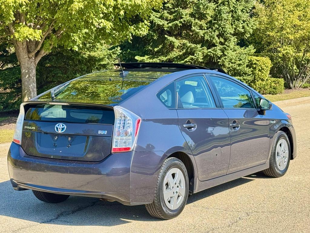 2010 Toyota Prius IV photo 6