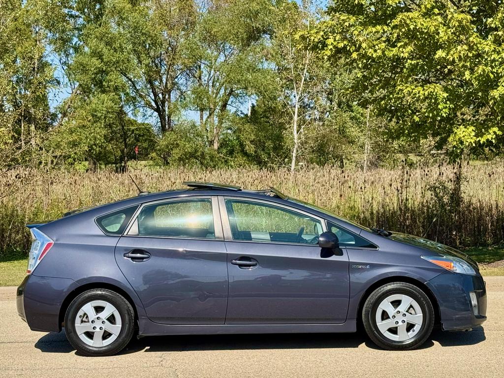 2010 Toyota Prius IV photo 7