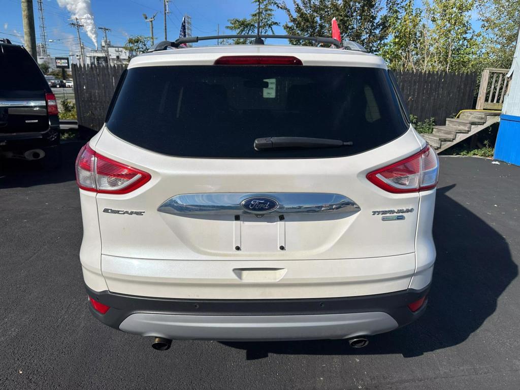 2015 Ford Escape Titanium photo 6