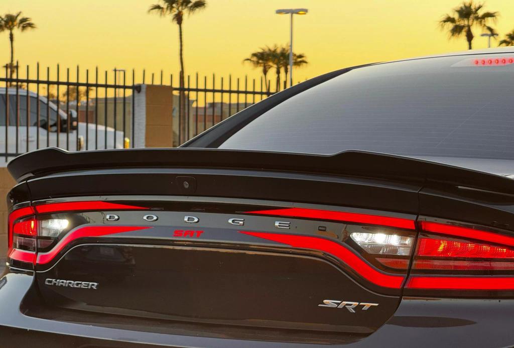 2018 Dodge Charger SRT photo 3