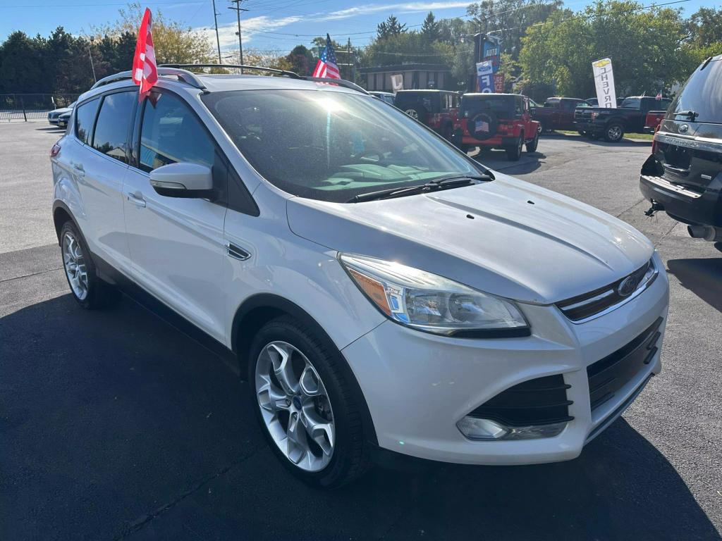 2015 Ford Escape Titanium photo 4