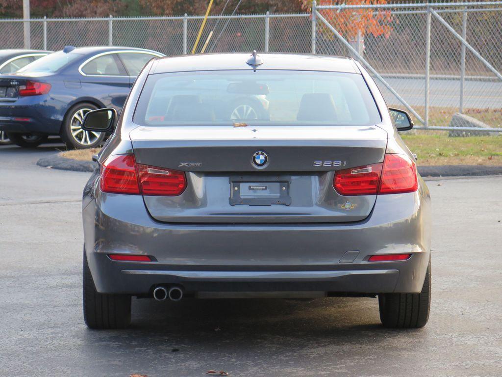 2015 BMW 3 Series 328i photo 7