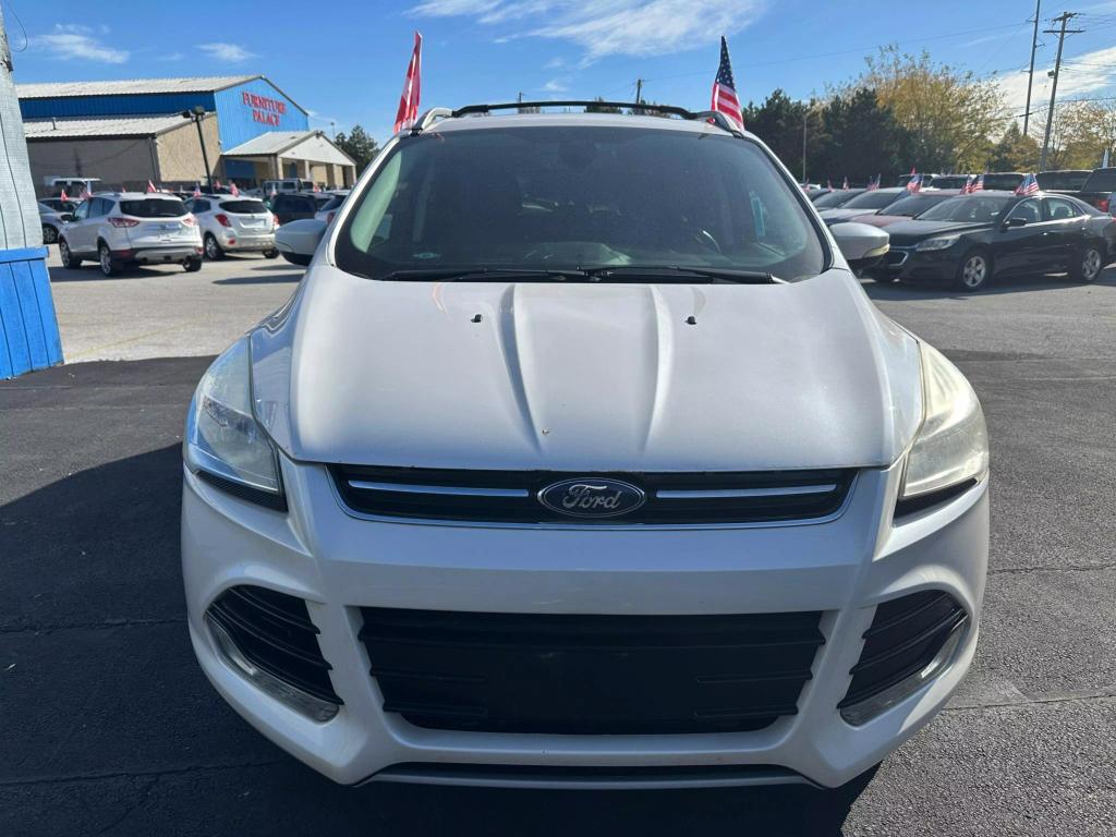 2015 Ford Escape Titanium photo 3