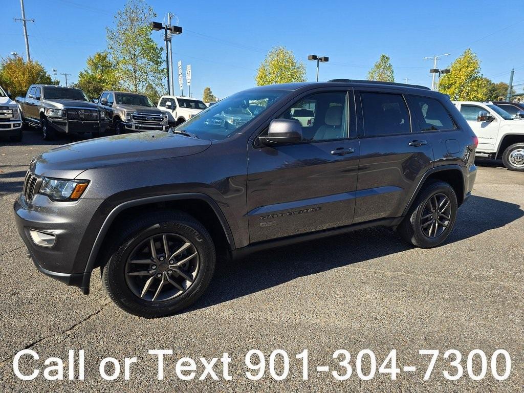 Used 2016 Jeep Grand Cherokee Laredo with VIN 1C4RJFAG9GC404670 for sale in Collierville, TN