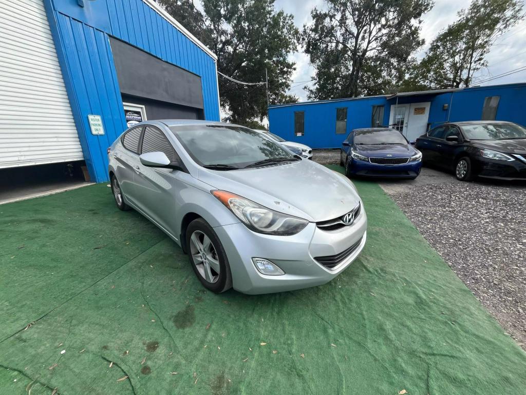 2013 Hyundai Elantra Limited photo 4