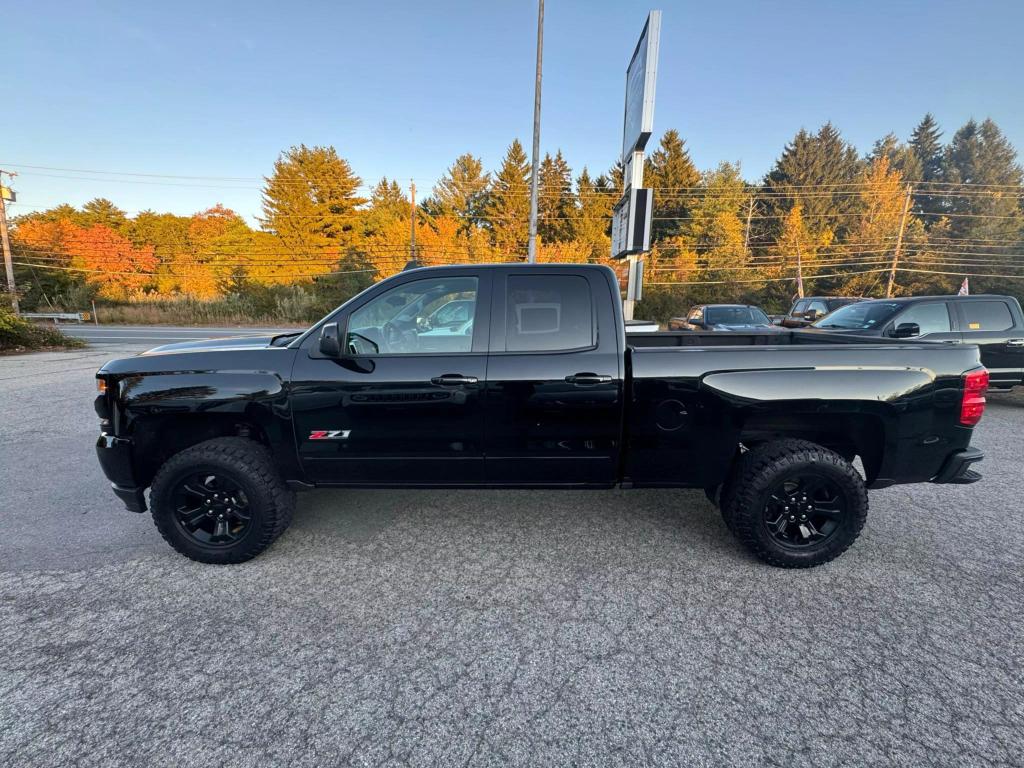 2017 Chevrolet Silverado 1500 LT photo 11