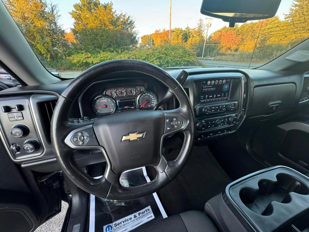 2017 Chevrolet Silverado 1500 LT photo 17