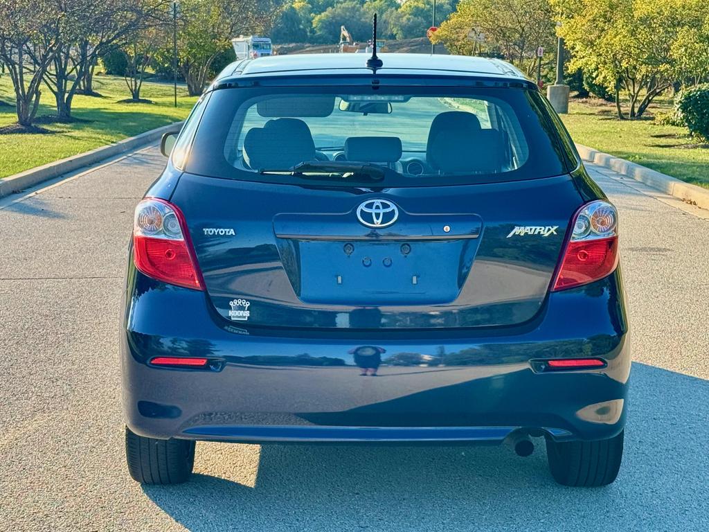 2010 Toyota Matrix Base photo 7