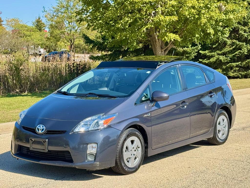 2010 Toyota Prius IV photo 2