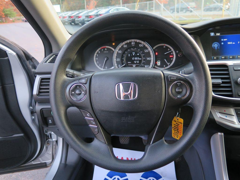 2013 Honda Accord LX photo 20