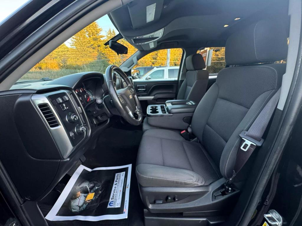 2017 Chevrolet Silverado 1500 LT photo 12