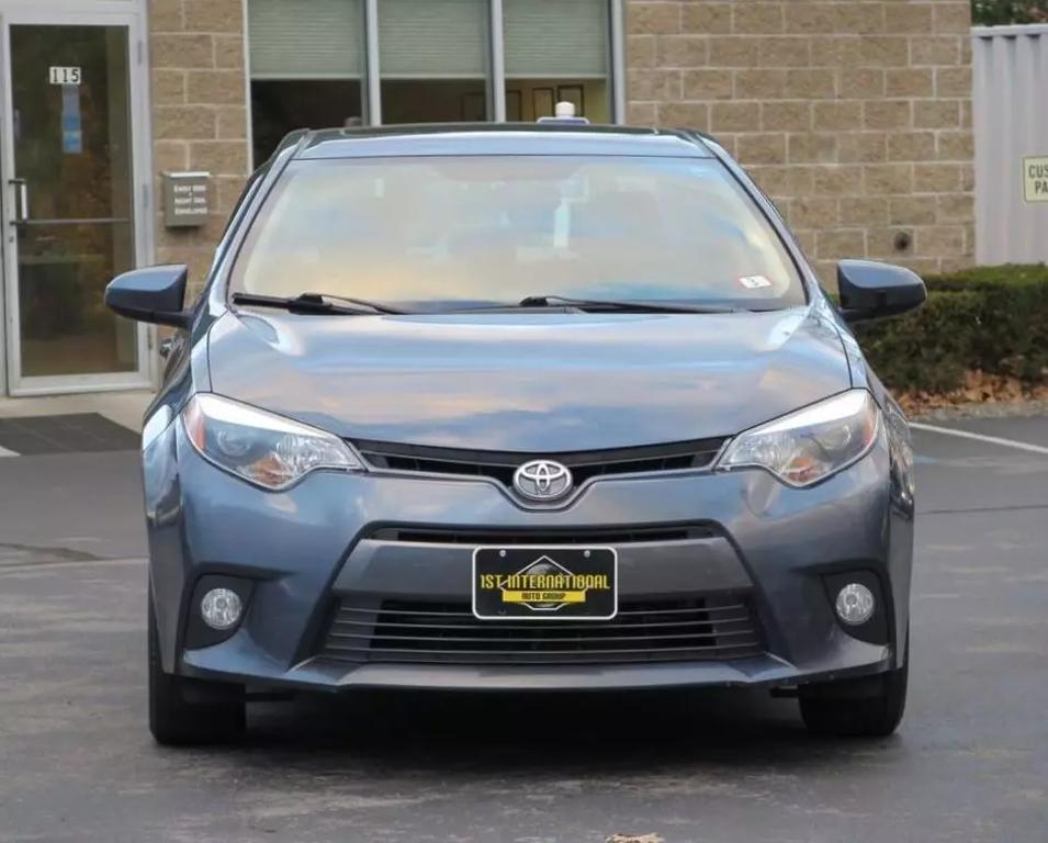 2015 Toyota Corolla LE Premium photo 13