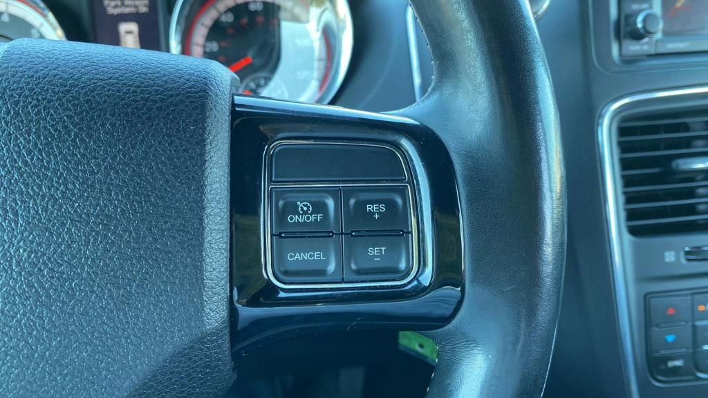 2019 Dodge Grand Caravan SXT photo 30