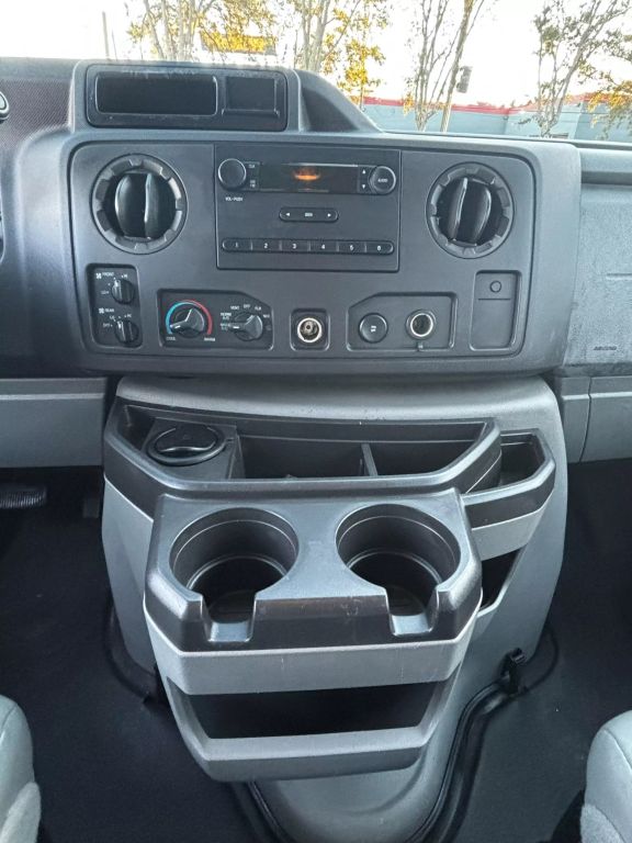 2011 FORD E350 SUPER DUTY PASSENGER PASSENGER V8, 5.4 LITER XLT EXTENDED VAN 3D