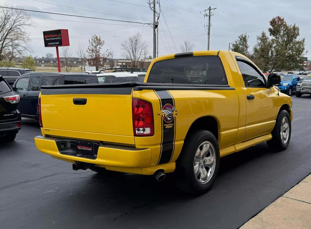 2004 Dodge Ram 1500 Pickup Laramie photo 5