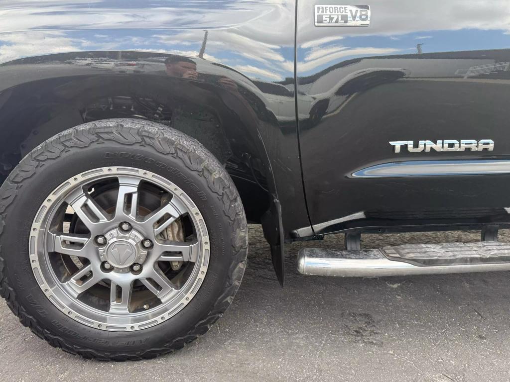 2018 Toyota Tundra SR5 photo 6