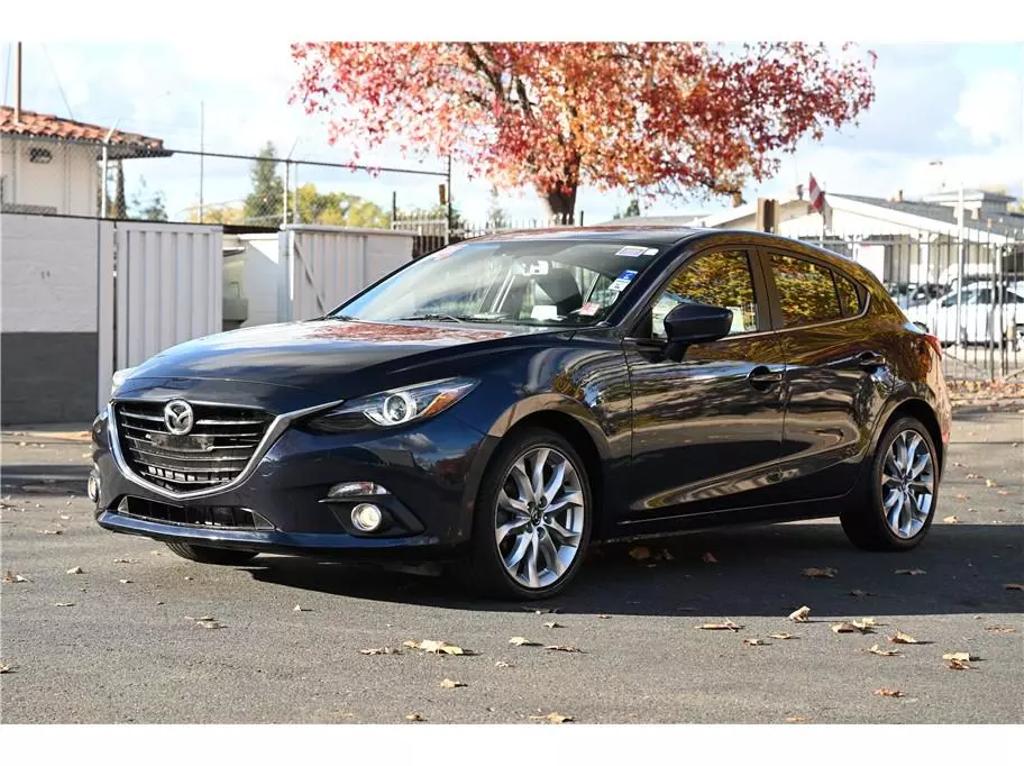 2014 Mazda MAZDA3 s Grand Touring photo 3