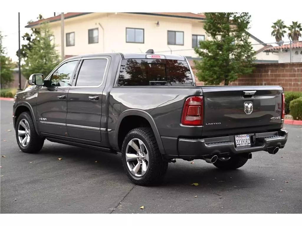 2019 RAM Ram 1500 Pickup Limited photo 5