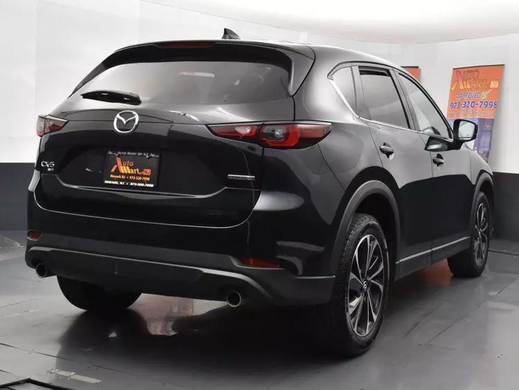 2023 Mazda CX-5 S Premium package photo 8