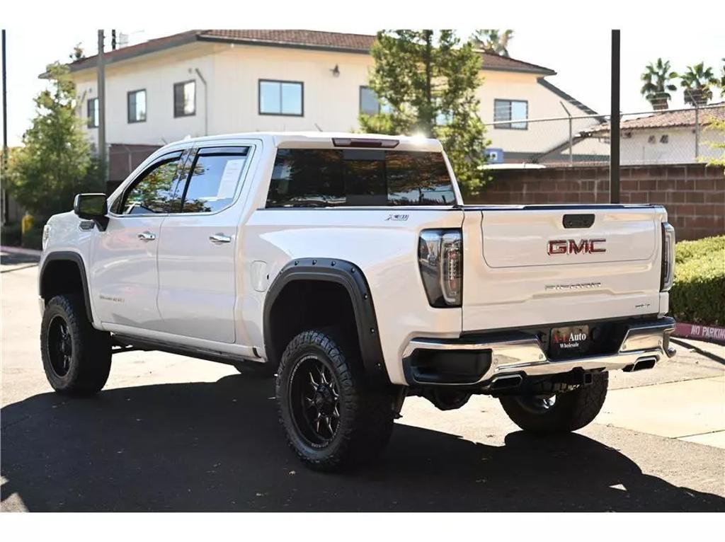 2019 GMC Sierra 1500 SLT photo 6