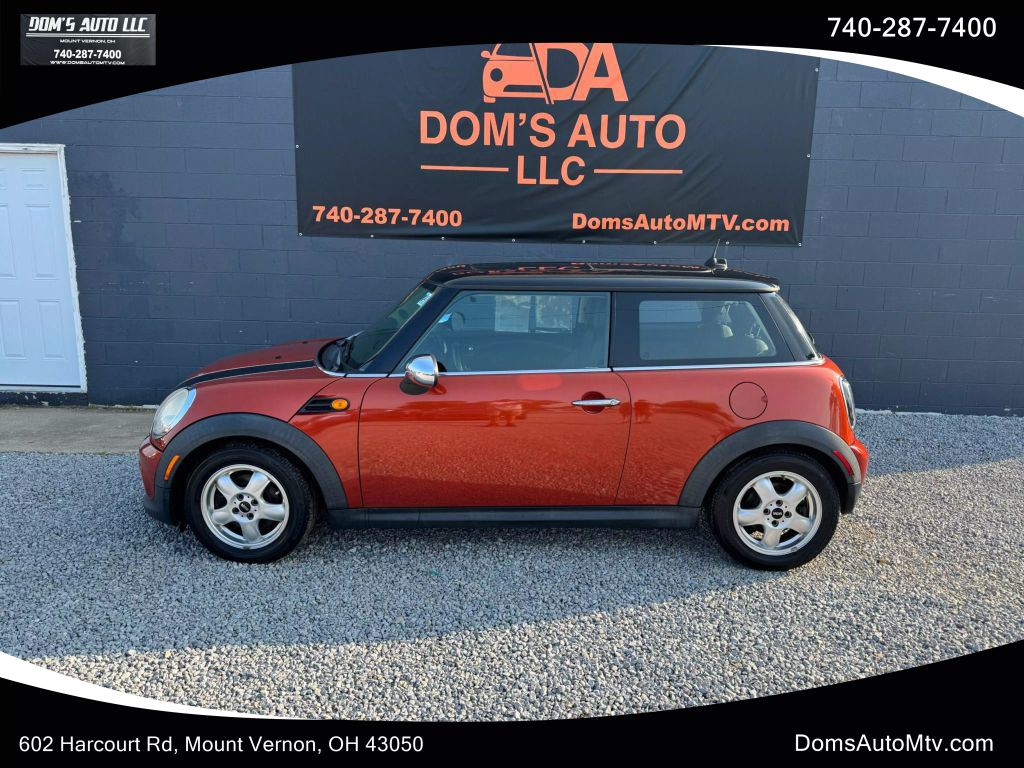 2011 MINI Cooper Base's photo