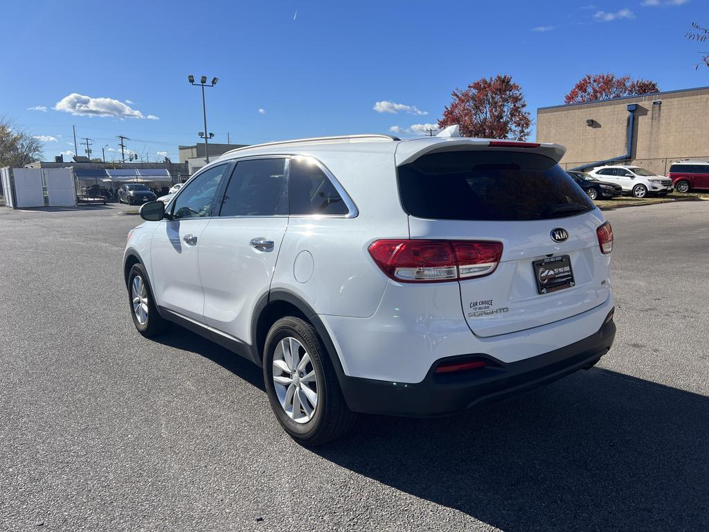 2018 Kia Sorento LX photo 10