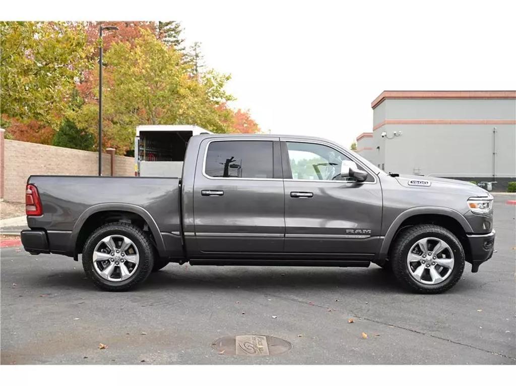 2019 RAM Ram 1500 Pickup Limited photo 8