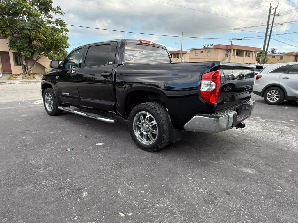 2018 Toyota Tundra SR5 photo 7