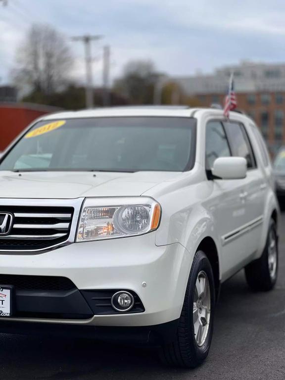 2012 Honda Pilot Touring photo 4