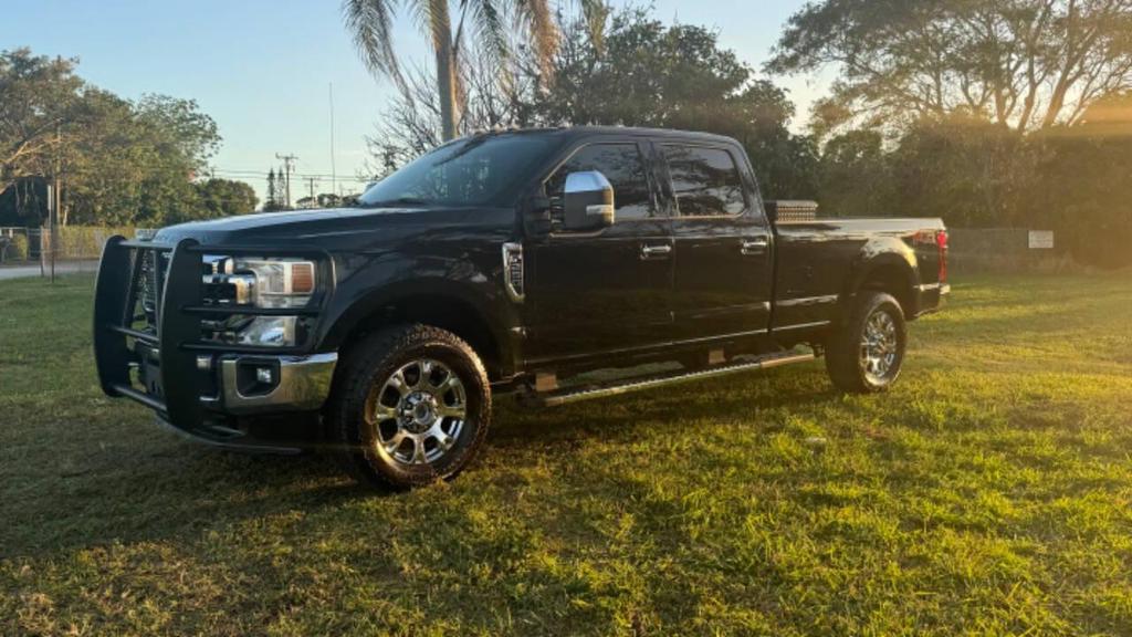 Used 2020 Ford F-250 Super Duty Lariat with VIN 1FT7W2BN2LEC59677 for sale in West Palm Beach, FL