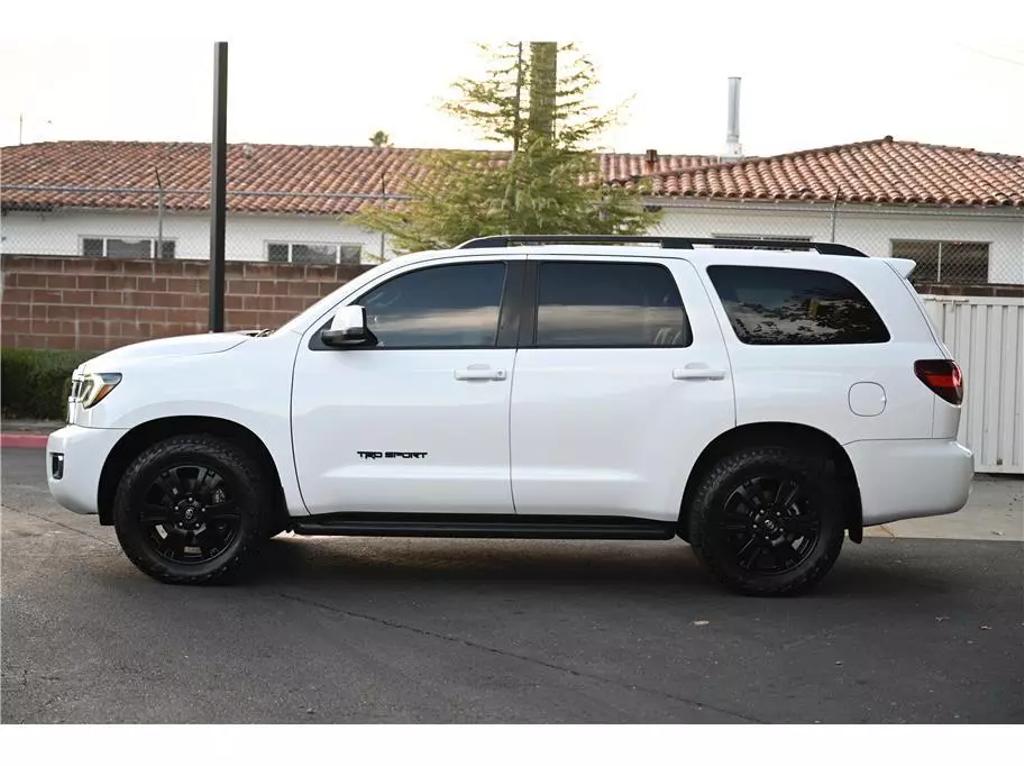 2019 Toyota Sequoia TRD Sport photo 7