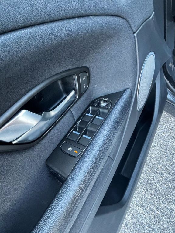 2019 LAND ROVER RANGE ROVER EVOQUE SUV 4-CYL, TURBO, 237 HP, 2.0 LITER SE PREMIUM SPORT UTILITY 4D