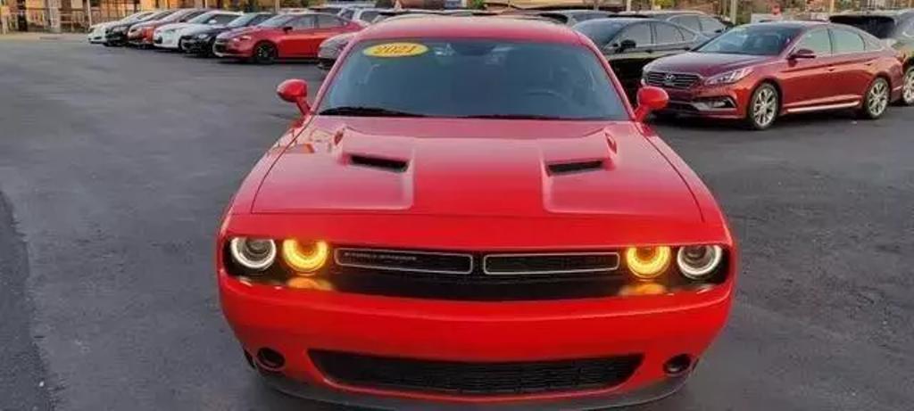 2021 Dodge Challenger SXT photo 31