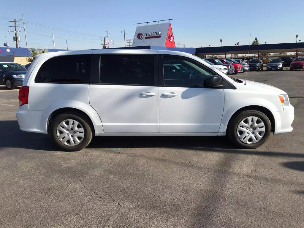 2018 Dodge Grand Caravan SE photo 6