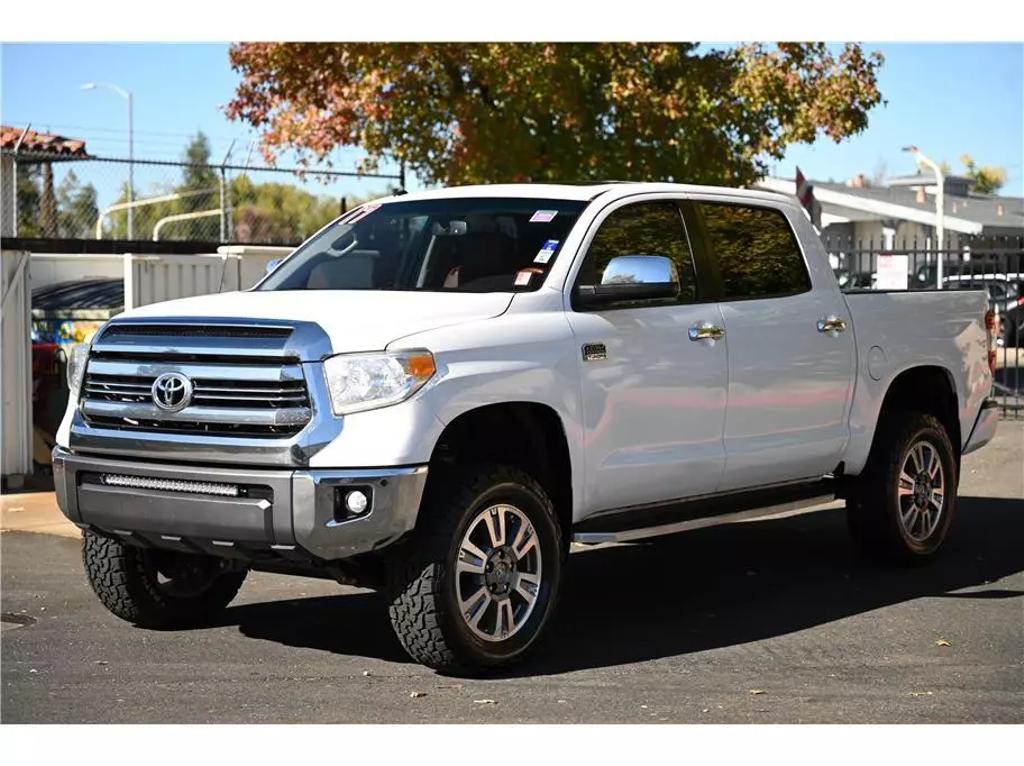 2017 Toyota Tundra 1794 Edition photo 3