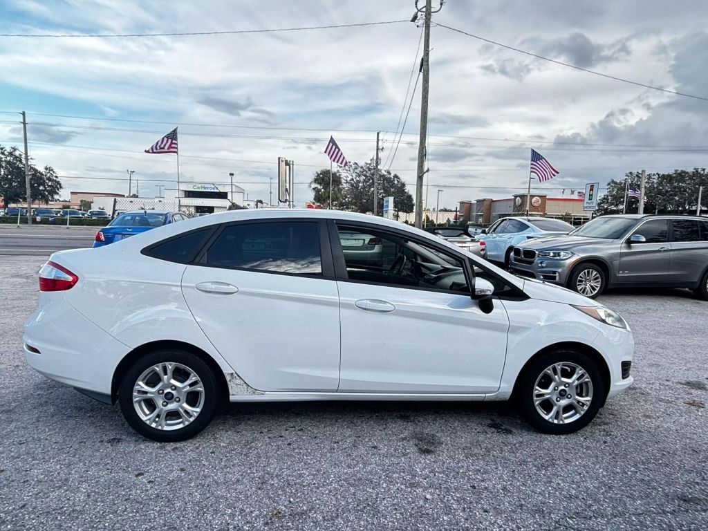 2014 FORD FIESTA SEDAN 4-CYL, 1.6 LITER SE SEDAN 4D