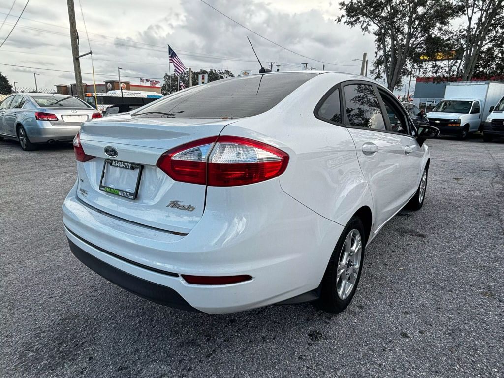 2014 FORD FIESTA SEDAN 4-CYL, 1.6 LITER SE SEDAN 4D
