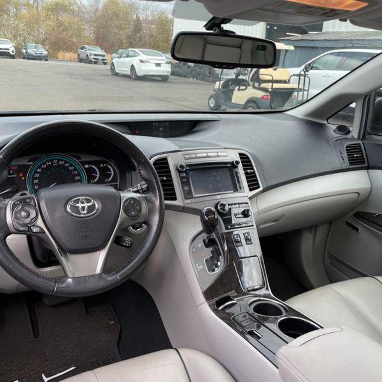 2014 Toyota Venza XLE photo 34