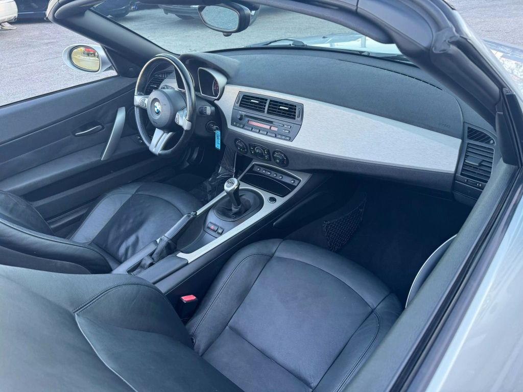 2005 BMW Z4 CONVERTIBLE 6-CYL, 3.0 LITER 3.0I ROADSTER 2D